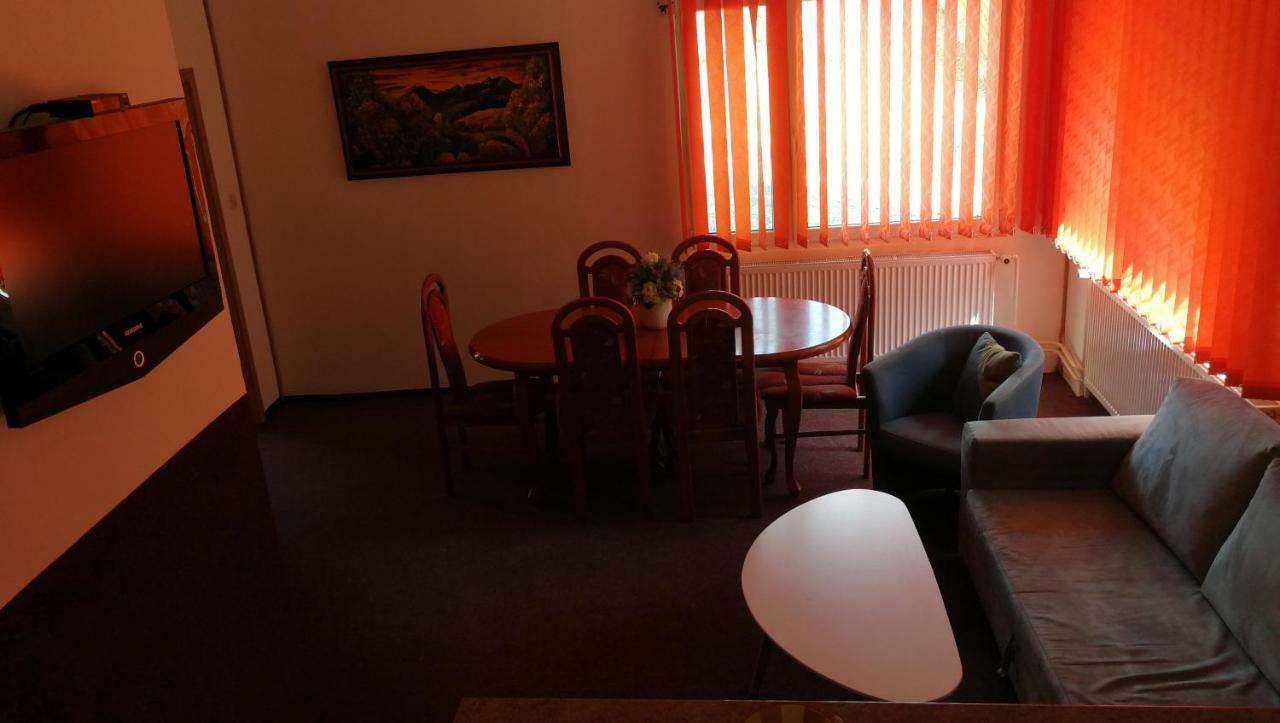 Chata Eliska Guest House Stara Lesna Luaran gambar