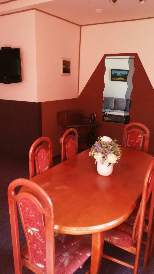 Chata Eliska Guest House Stara Lesna Luaran gambar