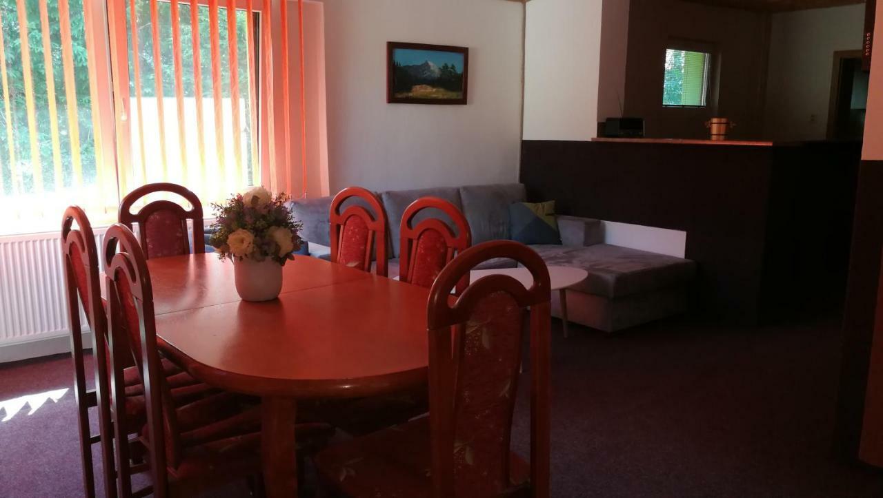 Chata Eliska Guest House Stara Lesna Luaran gambar