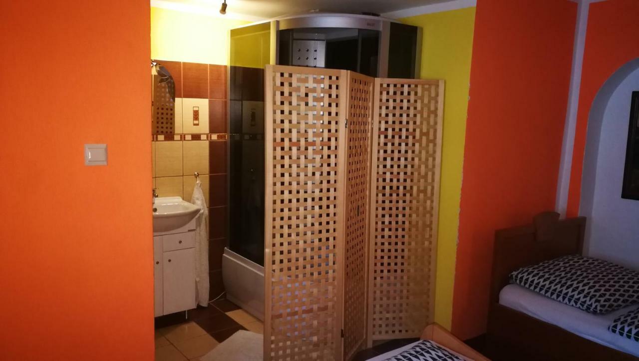 Chata Eliska Guest House Stara Lesna Luaran gambar