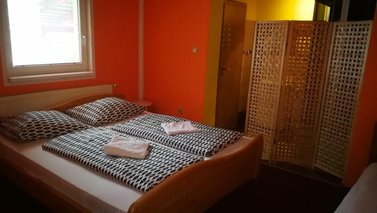 Chata Eliska Guest House Stara Lesna Luaran gambar